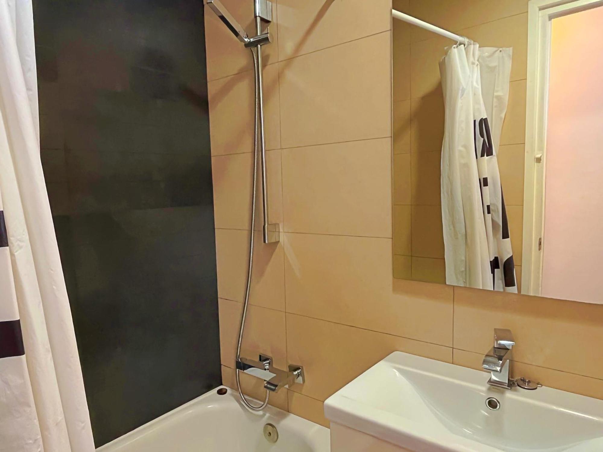 Apartamento Cerca De La Playa Бланес Экстерьер фото