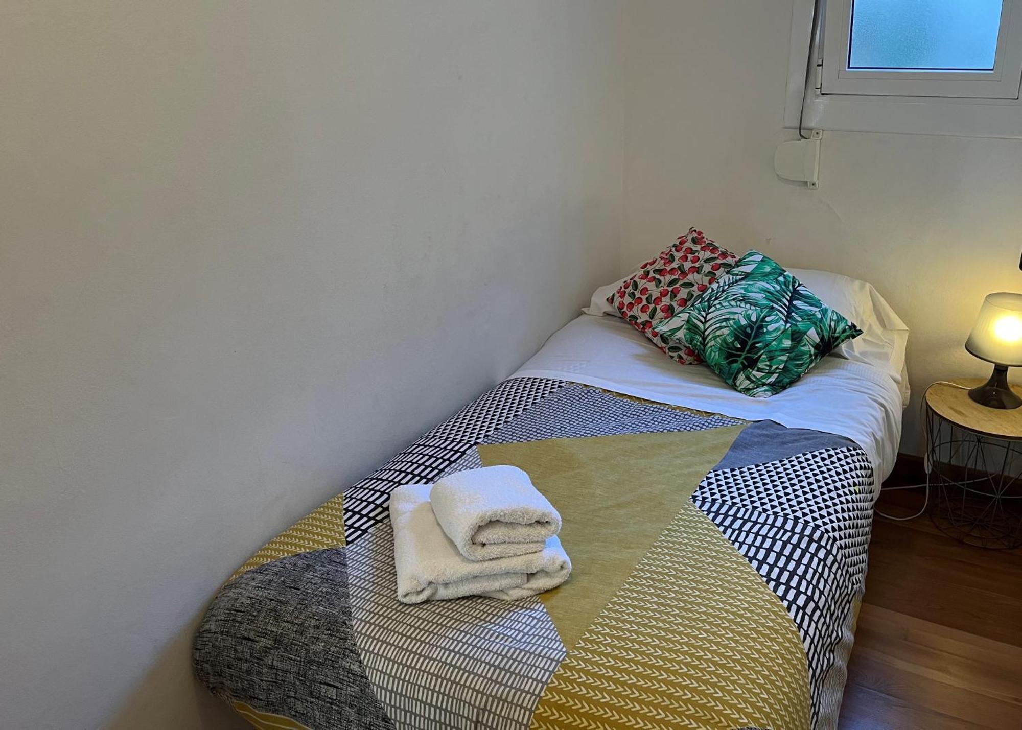 Apartamento Cerca De La Playa Бланес Экстерьер фото